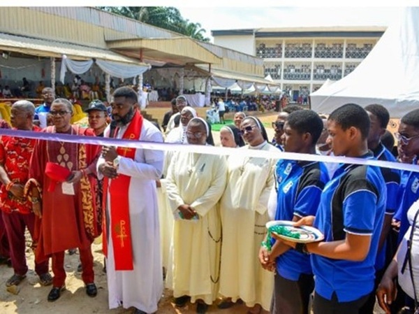 Il “Dominican Sisters College” di Abatete festeggia il suo 25° anniversario